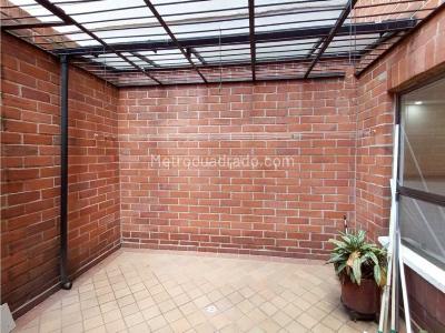Apartamento de 3 alcobas en venta en Conquistadores, Medellín, 174 m² · foto 12 de 20