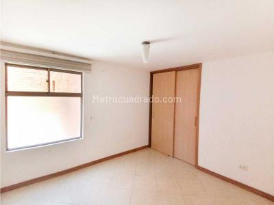 Apartamento de 3 alcobas en venta en Conquistadores, Medellín, 174 m² · foto 19 de 20
