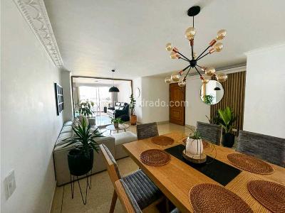 Apartamento de 3 alcobas en venta en Conquistadores, Medellín, 120 m² · foto 3 de 17