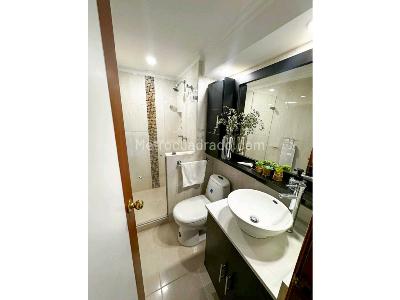 Apartamento de 3 alcobas en venta en Conquistadores, Medellín, 120 m² · foto 13 de 17
