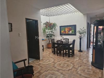 Casa de 3 alcobas en venta en Porvenir, Medellín, 164 m² · foto 3 de 16