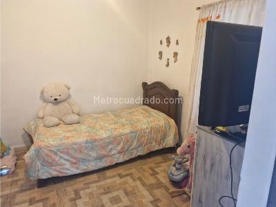 Casa de 3 alcobas en venta en Porvenir, Medellín, 164 m² · foto 4 de 16