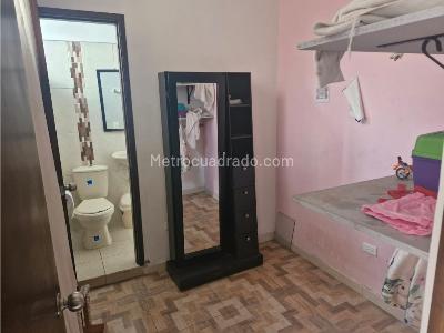 Casa de 3 alcobas en venta en Porvenir, Medellín, 164 m² · foto 11 de 16