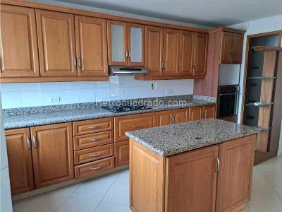 Apartamento en venta en Laureles En Medellin, Medellín · foto 5 de 20