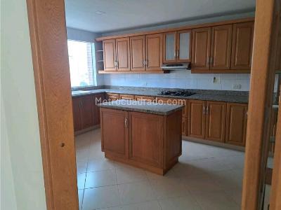 Apartamento en venta en Laureles En Medellin, Medellín · foto 6 de 20