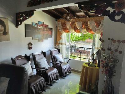Casa de 3 alcobas en venta en Belen La Gloria, Medellín, 129 m² · foto 4 de 20