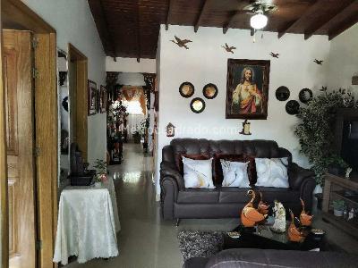 Casa de 3 alcobas en venta en Belen La Gloria, Medellín, 129 m² · foto 5 de 20