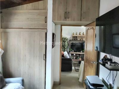 Casa de 3 alcobas en venta en Belen La Gloria, Medellín, 129 m² · foto 13 de 20
