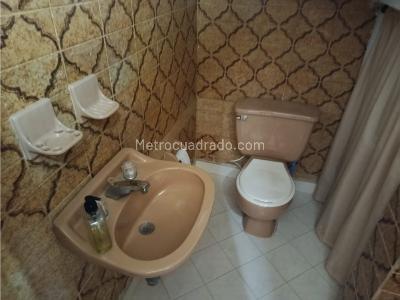 Casa de 3 alcobas en venta en Santa Monica, Medellín, 140 m² · foto 10 de 14
