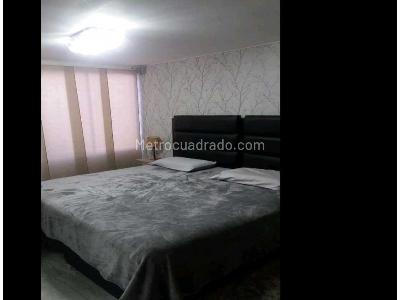 Apartamento de 3 alcobas en venta en 1er Parque Laureles, Medellín, 195 m² · foto 9 de 18