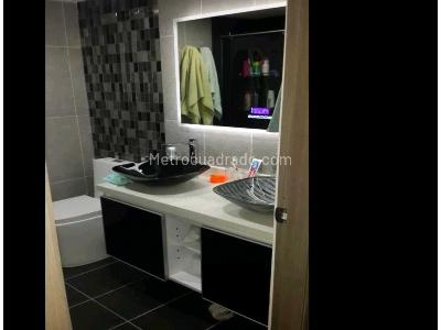 Apartamento de 3 alcobas en venta en 1er Parque Laureles, Medellín, 195 m² · foto 15 de 18