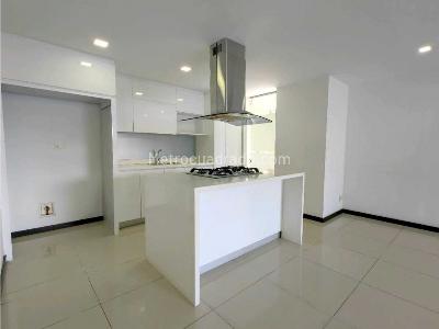Apartamento en venta en Loma De Las Brujas, Envigado · foto 6 de 20