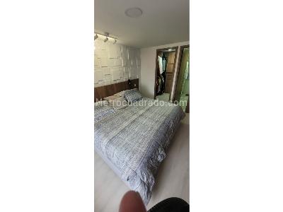 Apartamento de 2 alcobas en venta en Parque Principal, Sabaneta, 66 m² · foto 9 de 16