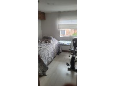 Apartamento de 2 alcobas en venta en Parque Principal, Sabaneta, 66 m² · foto 10 de 16