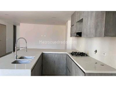 Apartamento de 3 alcobas en venta en Simon Bolivar En La Comuna 12 De Medellin, Medellín, 97 m² · foto 2 de 18
