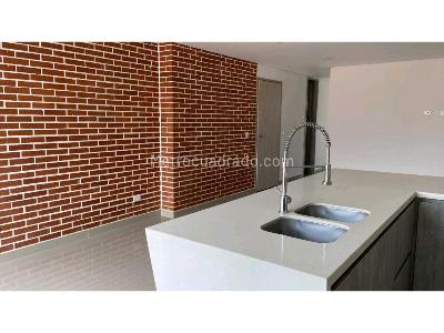 Apartamento de 3 alcobas en venta en Simon Bolivar En La Comuna 12 De Medellin, Medellín, 97 m² · foto 3 de 18