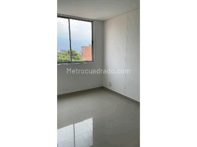 Apartamento de 3 alcobas en venta en Simon Bolivar En La Comuna 12 De Medellin, Medellín, 97 m² · foto 8 de 18