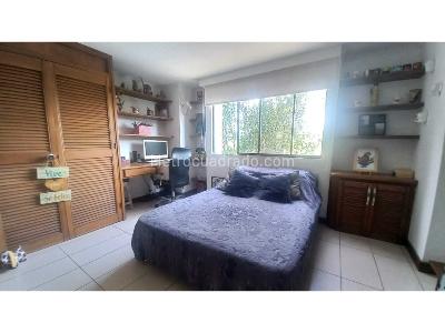 Apartamento de 3 alcobas en venta en Las Lomas, Medellín, 167 m² · foto 8 de 20