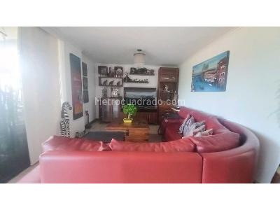 Apartamento de 3 alcobas en venta en Las Lomas, Medellín, 167 m² · foto 12 de 20