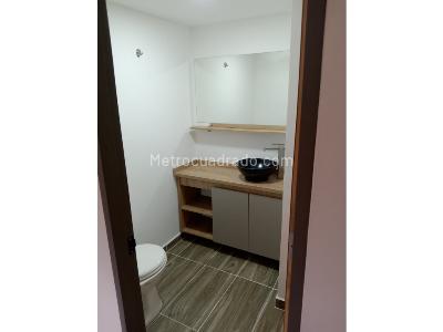 Apartamento de 3 alcobas en venta en Laureles En La Comuna 11 De Medellin, Medellín, 147 m² · foto 10 de 20