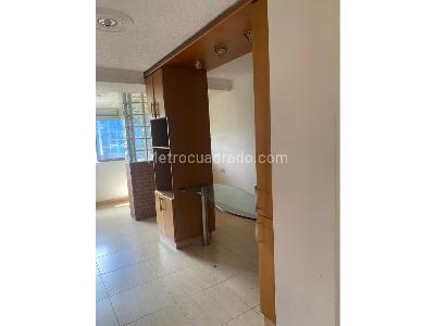 Apartamento de 3 alcobas en venta en Almeria En La Comuna 12 De Medellin, Medellín, 100 m² · foto 2 de 20