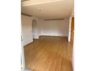 Apartamento de 3 alcobas en venta en Almeria En La Comuna 12 De Medellin, Medellín, 100 m² · foto 6 de 20