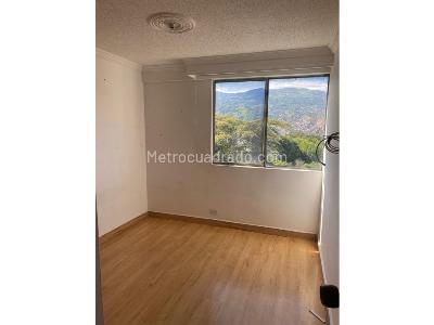Apartamento de 3 alcobas en venta en Almeria En La Comuna 12 De Medellin, Medellín, 100 m² · foto 9 de 20