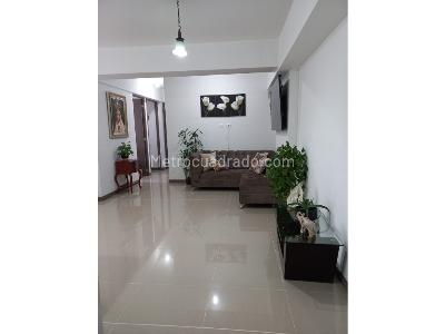 Apartamento de 3 alcobas en venta en Asdesillas, Sabaneta, 72 m² · foto 6 de 13