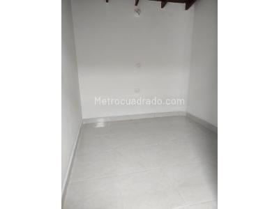 Casa de 3 alcobas en venta en Villa Hermosa, Medellín, 90 m² · foto 4 de 10