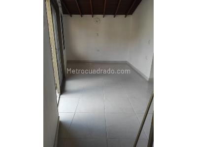 Casa de 3 alcobas en venta en Villa Hermosa, Medellín, 90 m² · foto 7 de 10