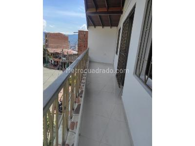 Casa de 3 alcobas en venta en Villa Hermosa, Medellín, 90 m² · foto 10 de 10