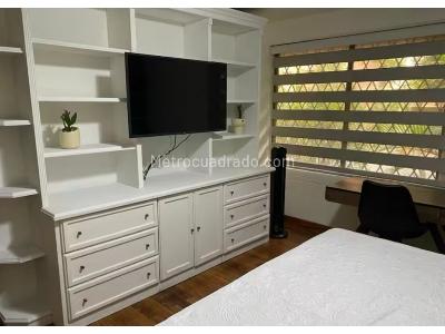 Apartaestudio en venta en El Poblado Provenza, Medellín, 74 m² · foto 10 de 20
