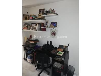 Apartamento de 2 alcobas en venta en El Dorado, Envigado, 68 m² · foto 10 de 14
