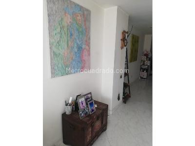 Apartamento de 2 alcobas en venta en El Dorado, Envigado, 68 m² · foto 11 de 14