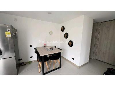 Apartamento de 2 alcobas en venta en Las Antillas, Envigado, 67 m² · foto 3 de 13