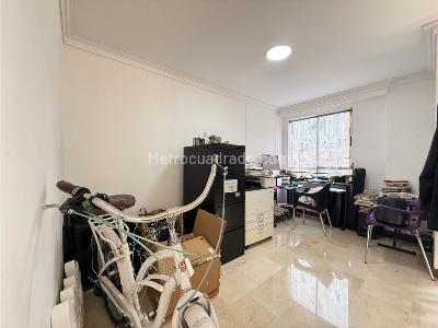 Apartamento de 4 alcobas en venta en Lorena, Medellín, 163 m² · foto 10 de 20