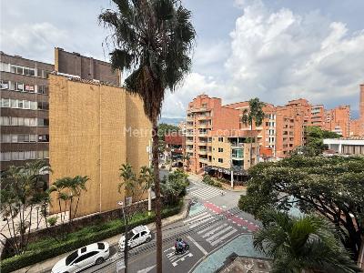 Apartamento de 4 alcobas en venta en Lorena, Medellín, 163 m² · foto 15 de 20