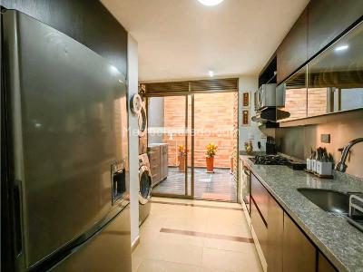 Apartamento en venta en Conquistadores, Medellín · foto 7 de 20