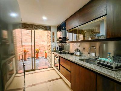 Apartamento en venta en Conquistadores, Medellín · foto 8 de 20