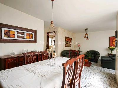 Casa de 5 alcobas en venta en Belen Rosales, Medellín, 154 m² · foto 5 de 20
