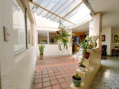 Casa de 5 alcobas en venta en Belen Rosales, Medellín, 154 m² · foto 7 de 20