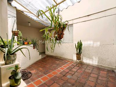 Casa de 5 alcobas en venta en Belen Rosales, Medellín, 154 m² · foto 9 de 20