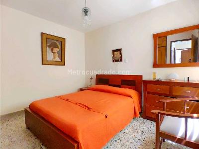 Casa de 5 alcobas en venta en Belen Rosales, Medellín, 154 m² · foto 19 de 20