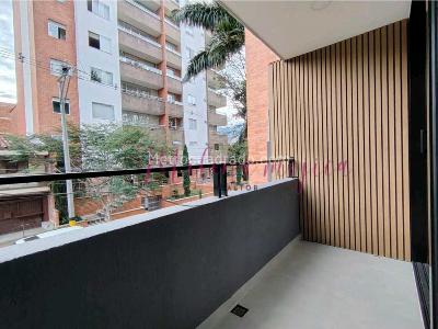 Apartamento de 3 alcobas en venta en Laureles, Medellín, 155 m² · foto 5 de 17