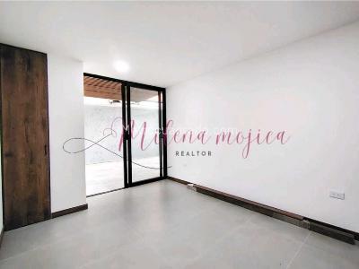 Apartamento de 3 alcobas en venta en Laureles, Medellín, 155 m² · foto 11 de 17