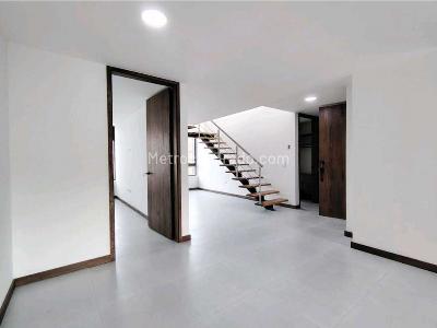 Apartamento en venta en Laureles En Medellin, Medellín · foto 5 de 20