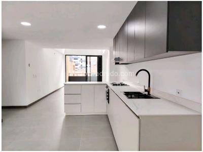 Apartamento de 2 alcobas en venta en Laureles, Medellín, 84 m² · foto 9 de 20