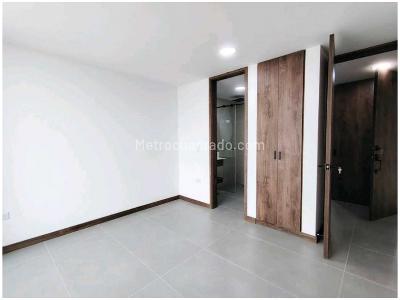 Apartamento de 2 alcobas en venta en Laureles, Medellín, 84 m² · foto 11 de 20