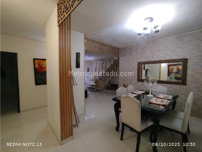 Casa de 5 alcobas en venta en Laureles, Medellín, 350 m² · foto 5 de 20