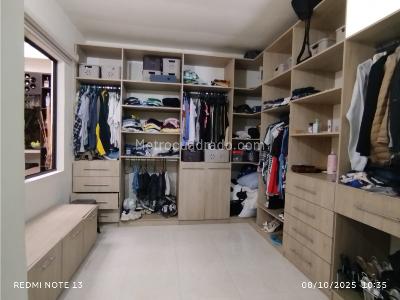Casa de 5 alcobas en venta en Laureles, Medellín, 350 m² · foto 7 de 20